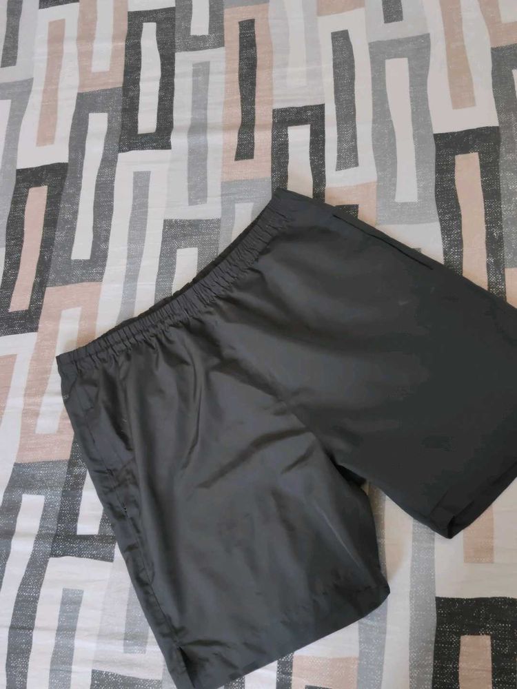 Men&#39;s Grey Shorts