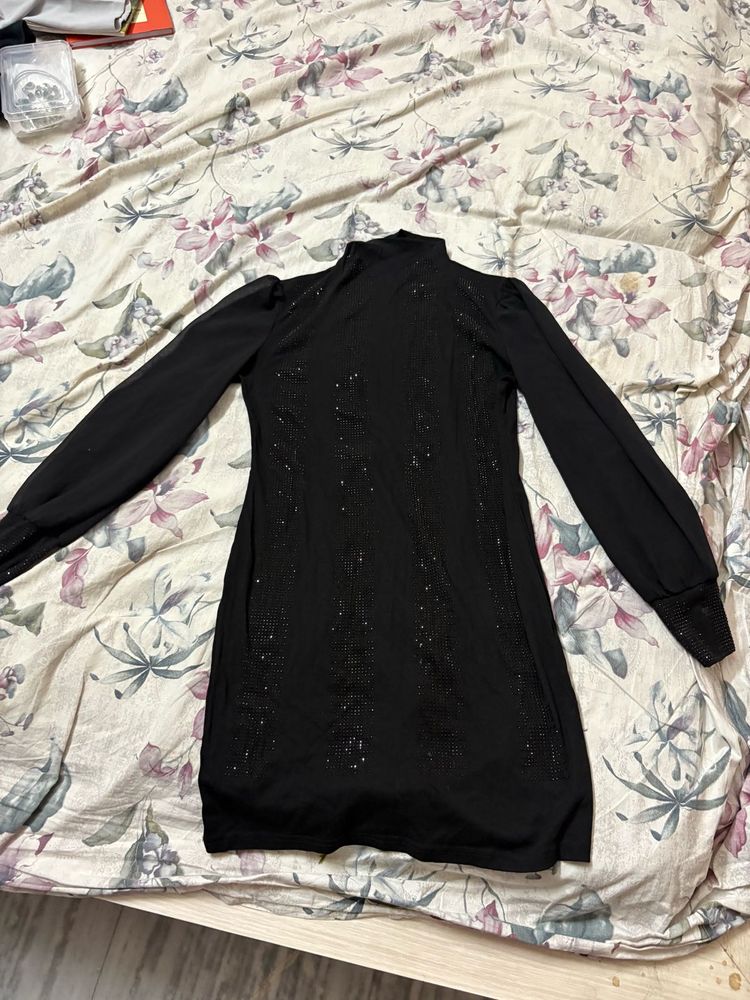 Elegant Black Mini Dress