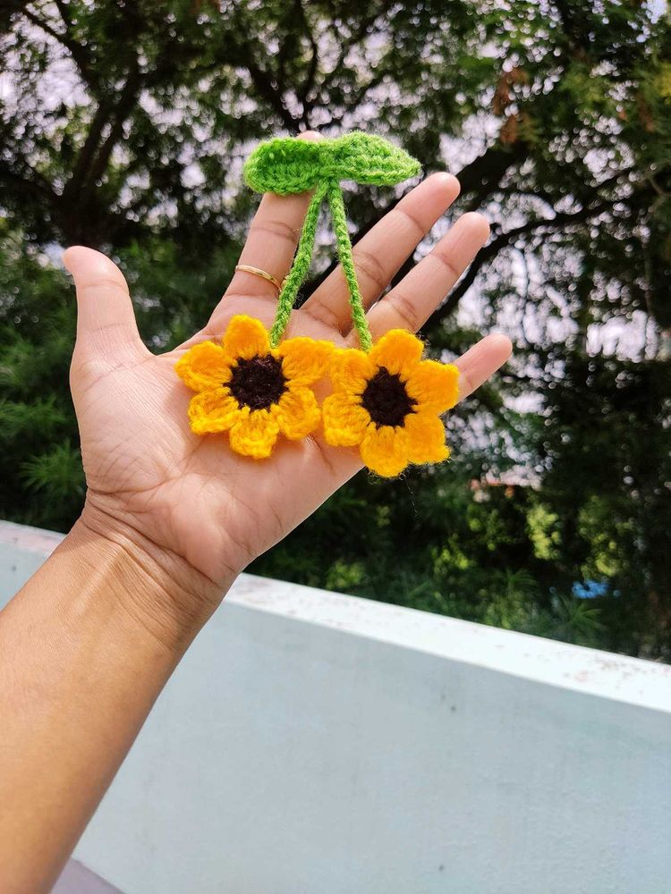 Crochet Sunflower🌻 Hair Clip