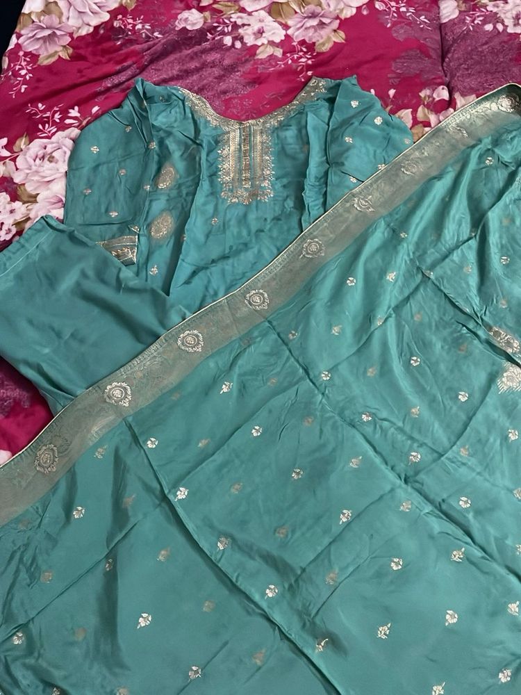 Elegant Teal Kurta Set