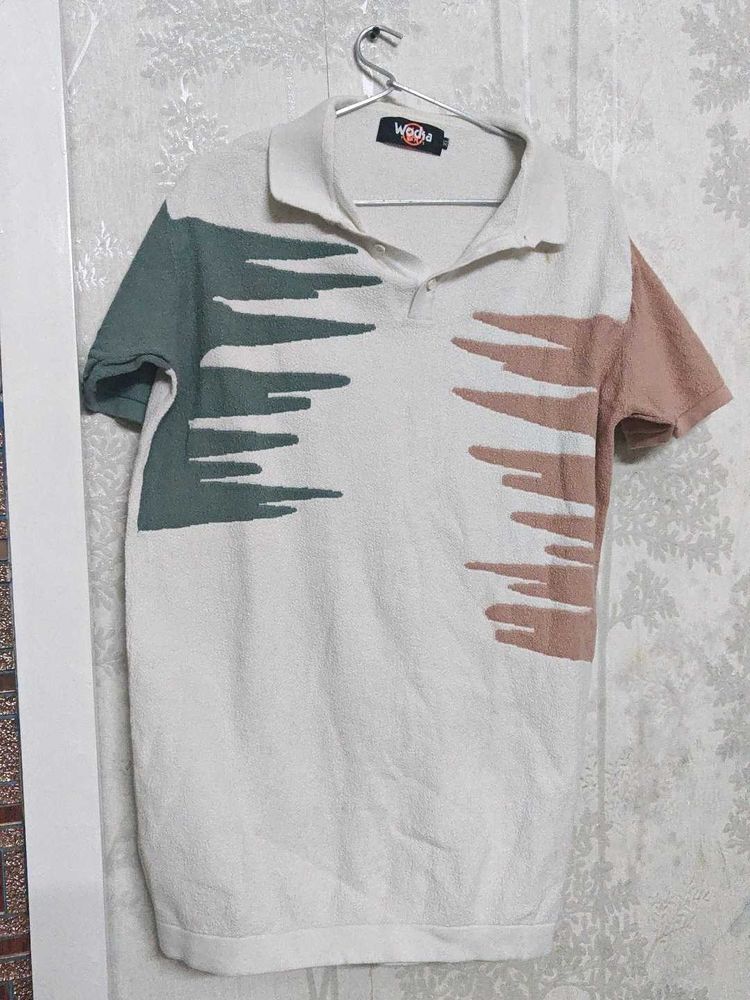 Price Dropped White Collar Tshirt Knitted Fabric
