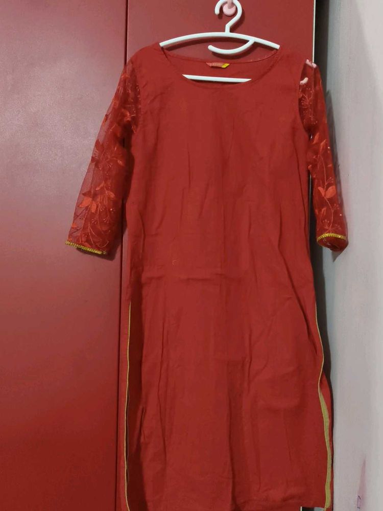 Elegant Red Embroidered Kurta