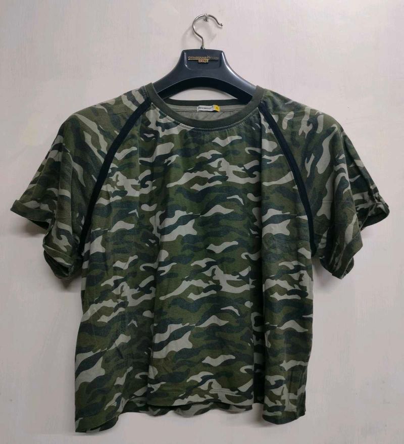 Army Print Crop Top💚