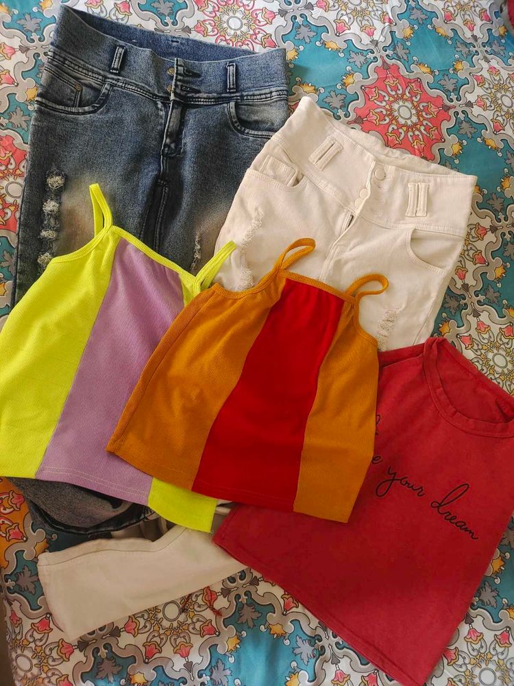 3 Tops, 2 Ripped Jeans(S size)