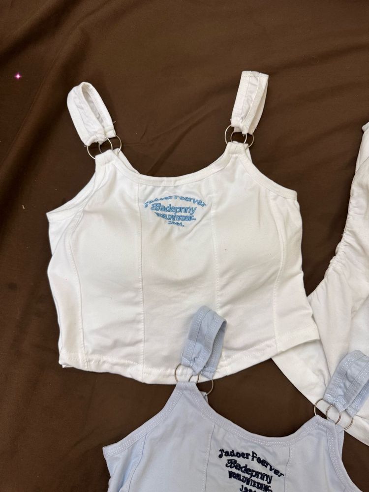 Cute Crop Top New!100% size32-34 with doomboom🥰