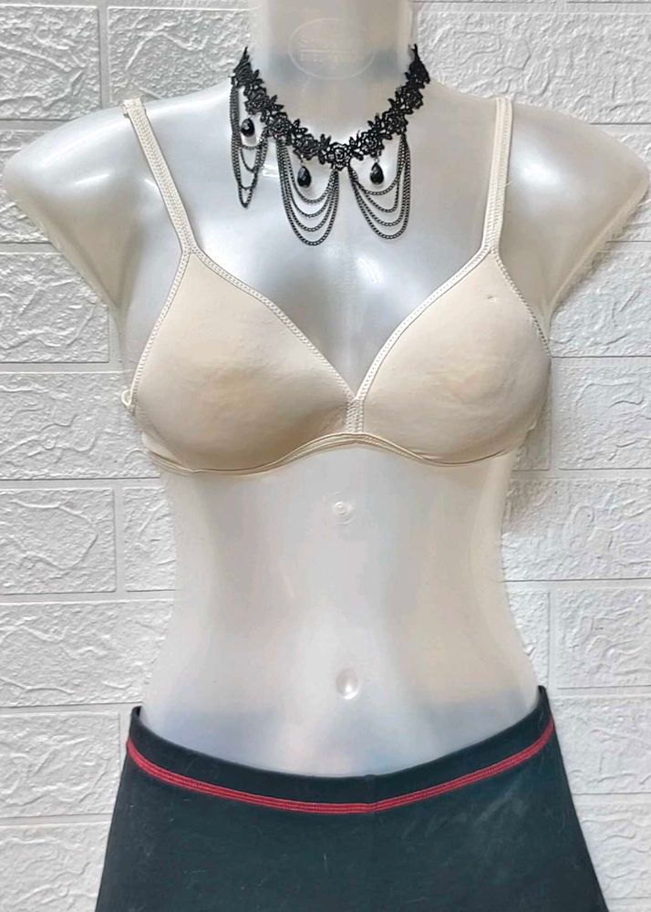 Tops &amp; Bra&#39;s For Rs.99 Only/ Off White 34 Size B