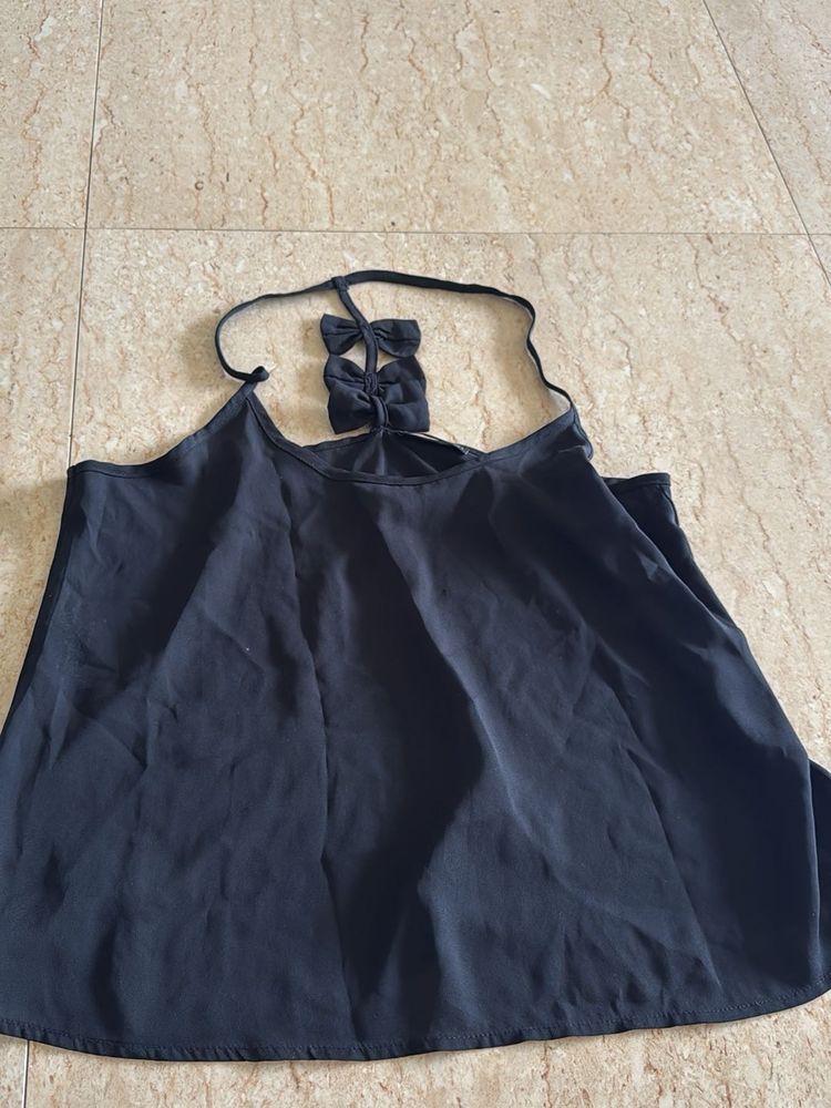 Bow On Back Black Top