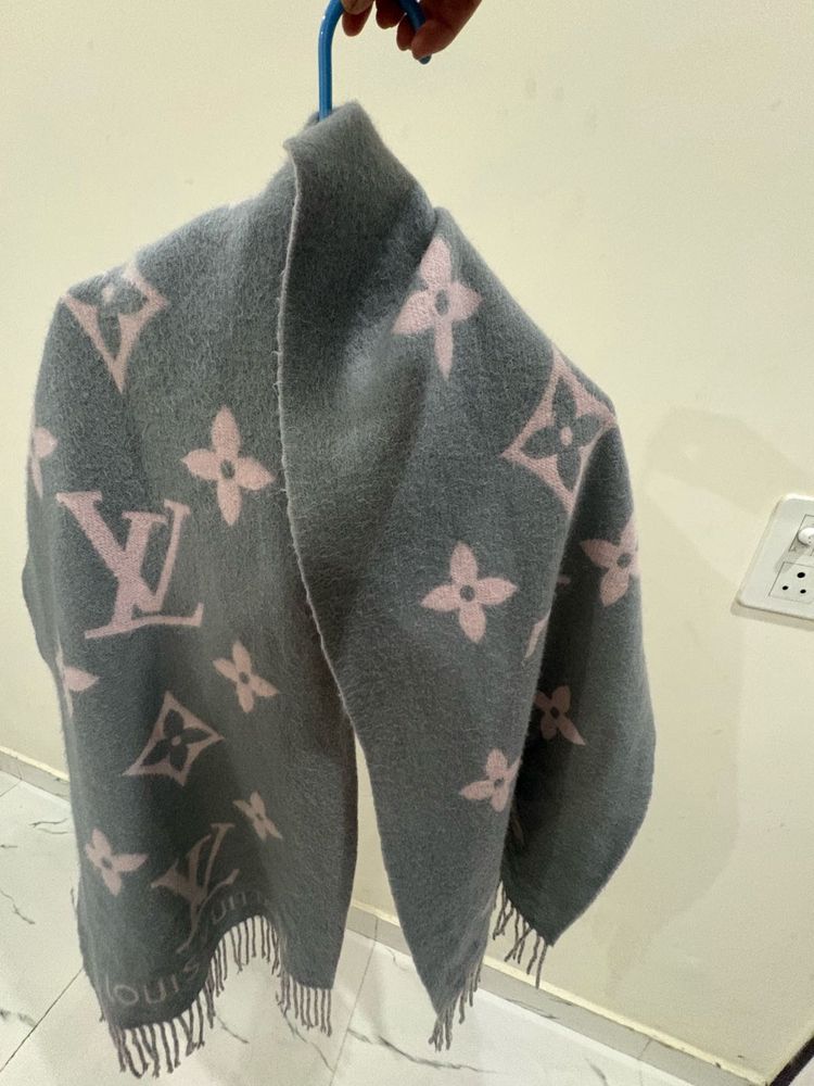 Louis Vuitton Scarf