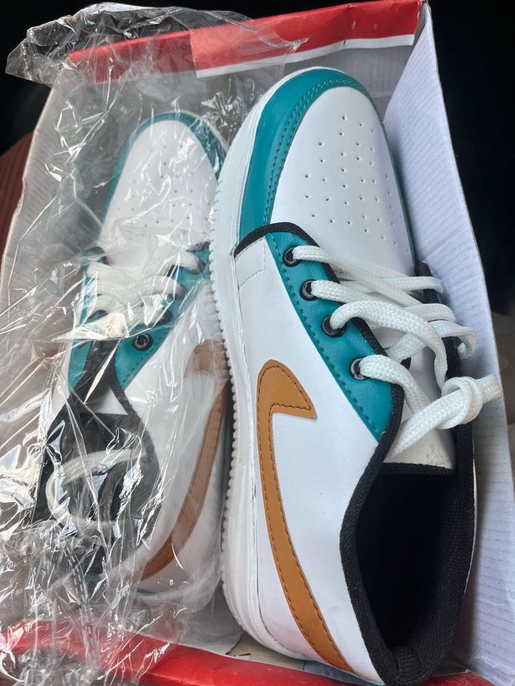 Nike Shoe