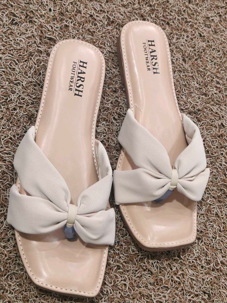 Bow Detail Flats
