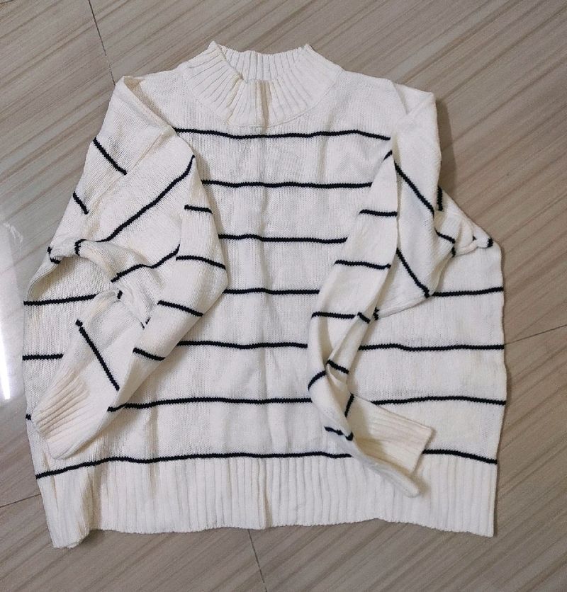 📍SALE📍Striped Sweater 🎀