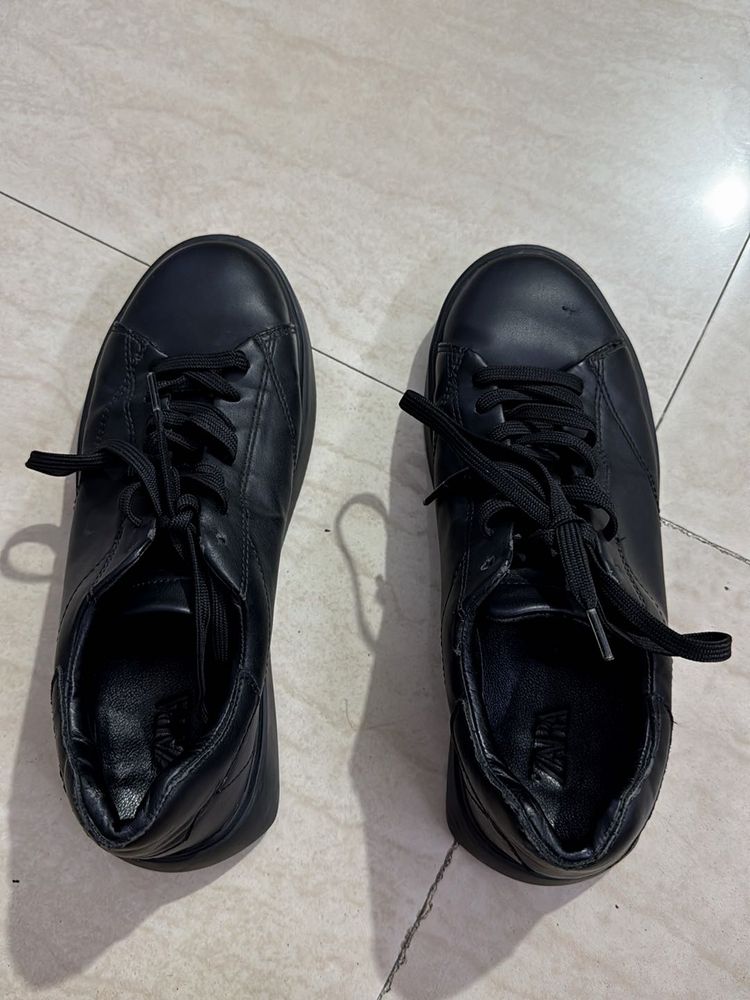 Zara Trainers
