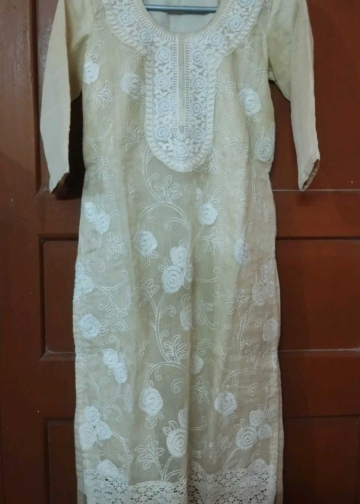 Elegant Embroidered Kurta With Dupatta