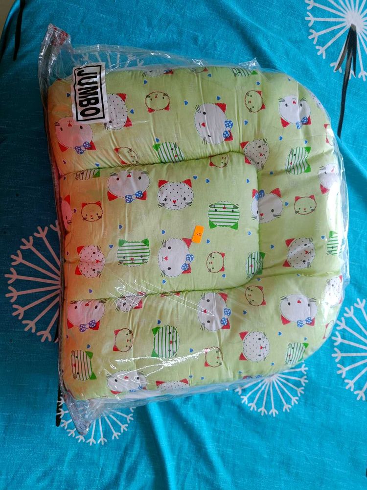 Baby bed with mosquito protector &amp; cushion
