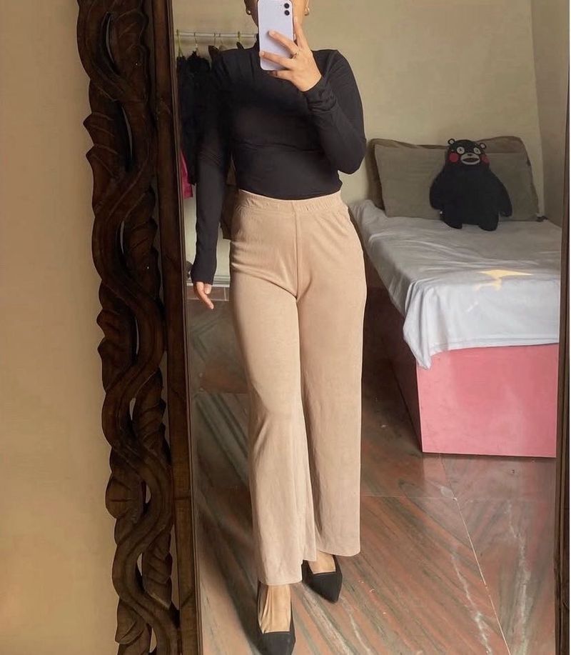 Nude Pant