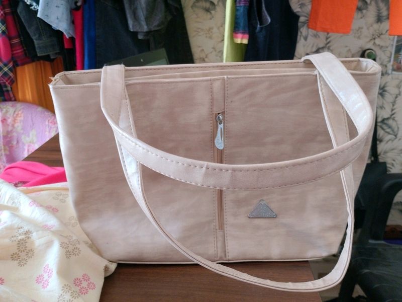 New Handbag 👜👜👜