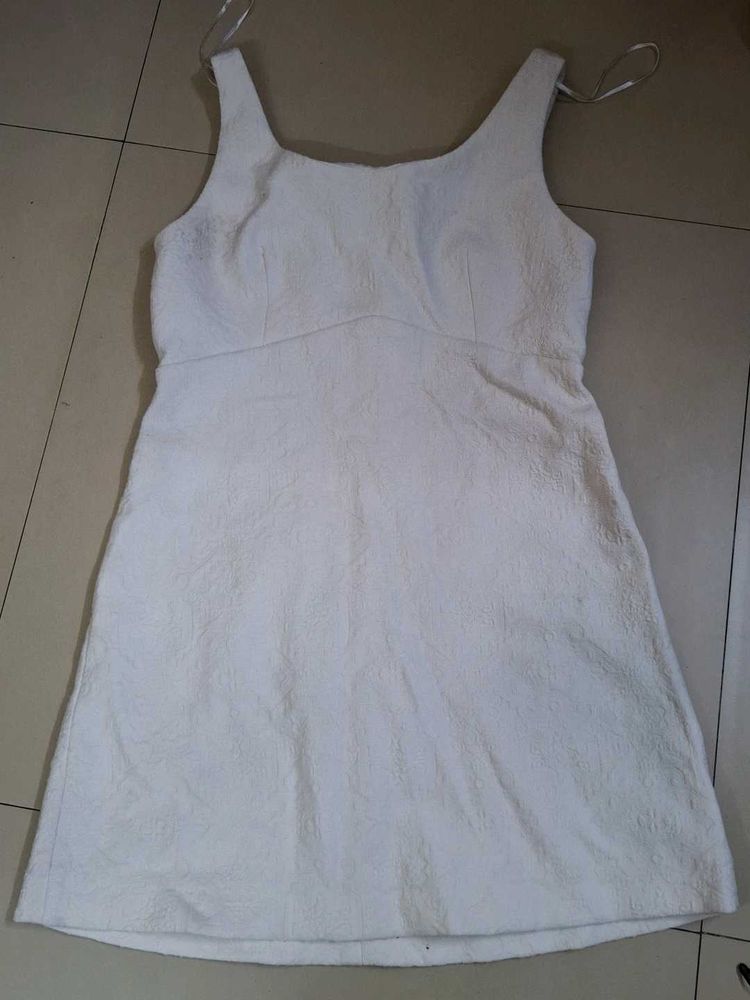 White Sleeveless Dress