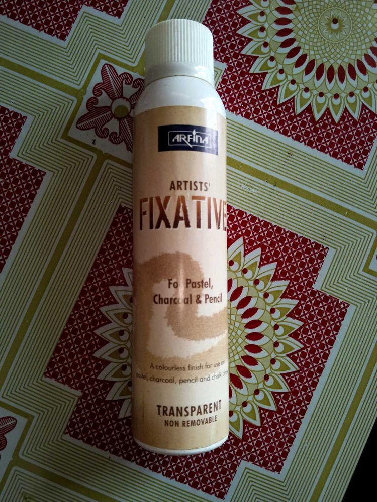 Top brand fixative spray for artists