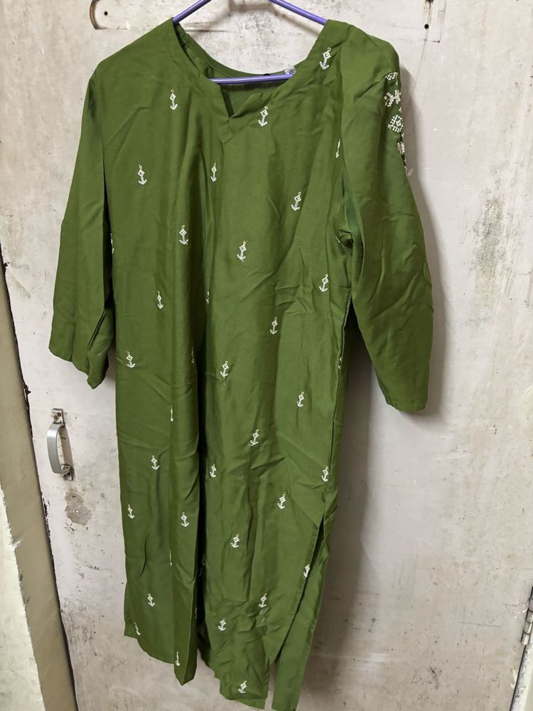 Olive Green Embroidered Kurta