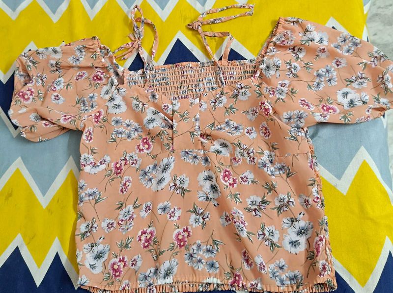 Pretty Floral Print Off Shoulder Top