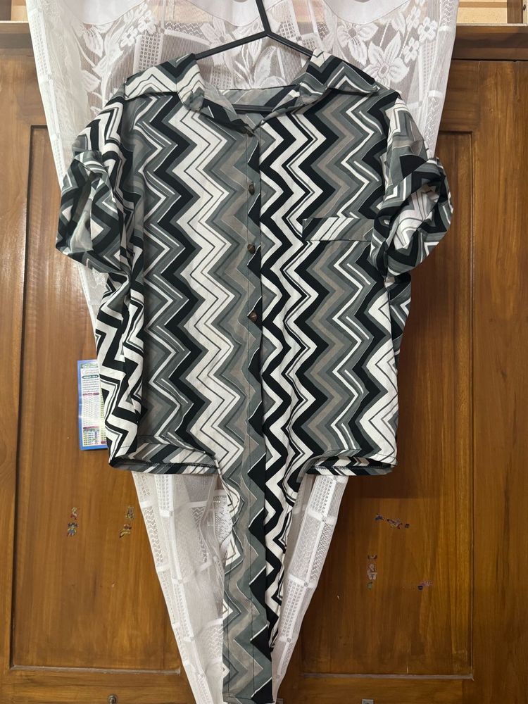 Cute casual top