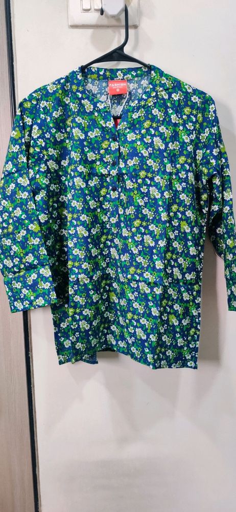 New Trendy Top