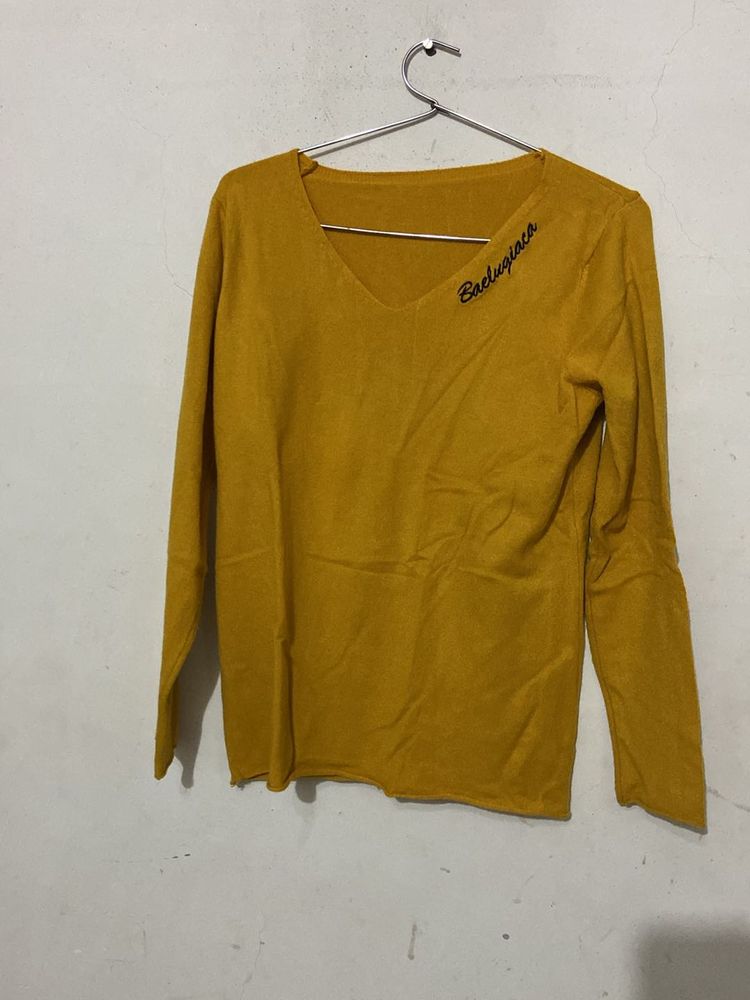 Yellow T-shirt