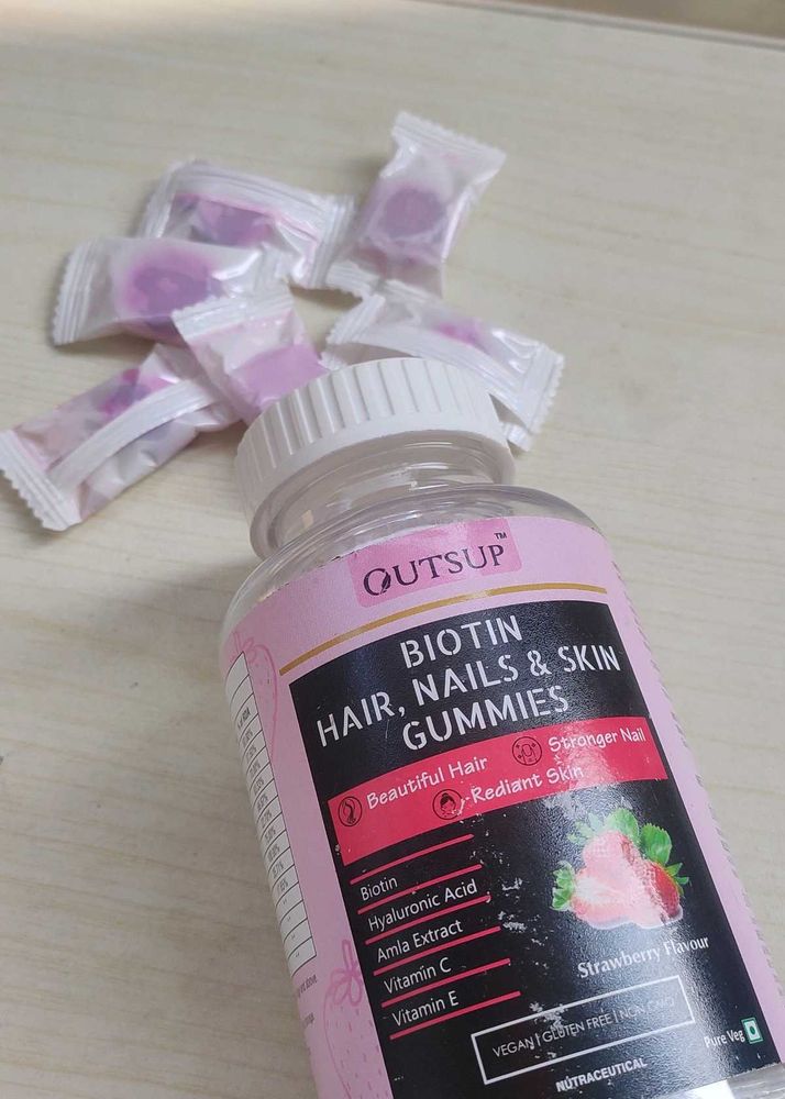 Biotin Hair ,Nailsand Skin Gummies