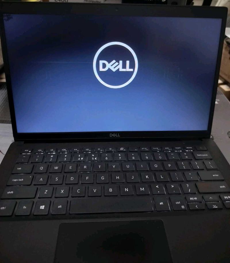 Dell Laptop 3301 I5 8th Gen /
