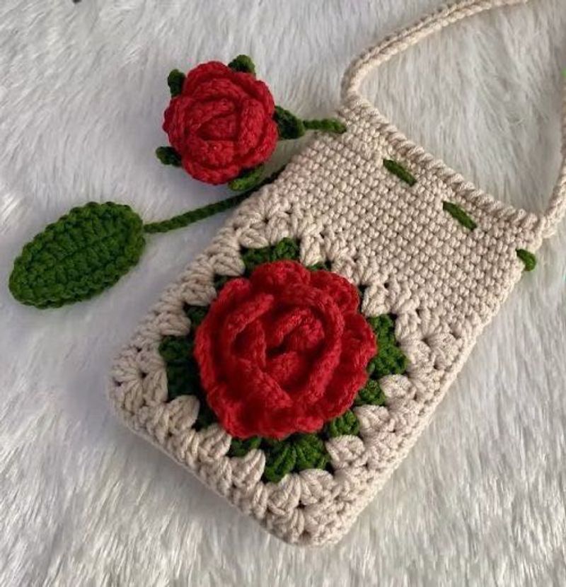 A Cutesy Crochet Rose Sling Bag