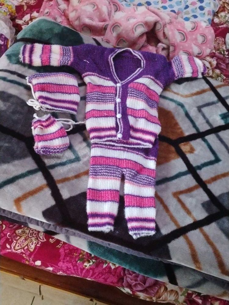 Baby Woolen Set