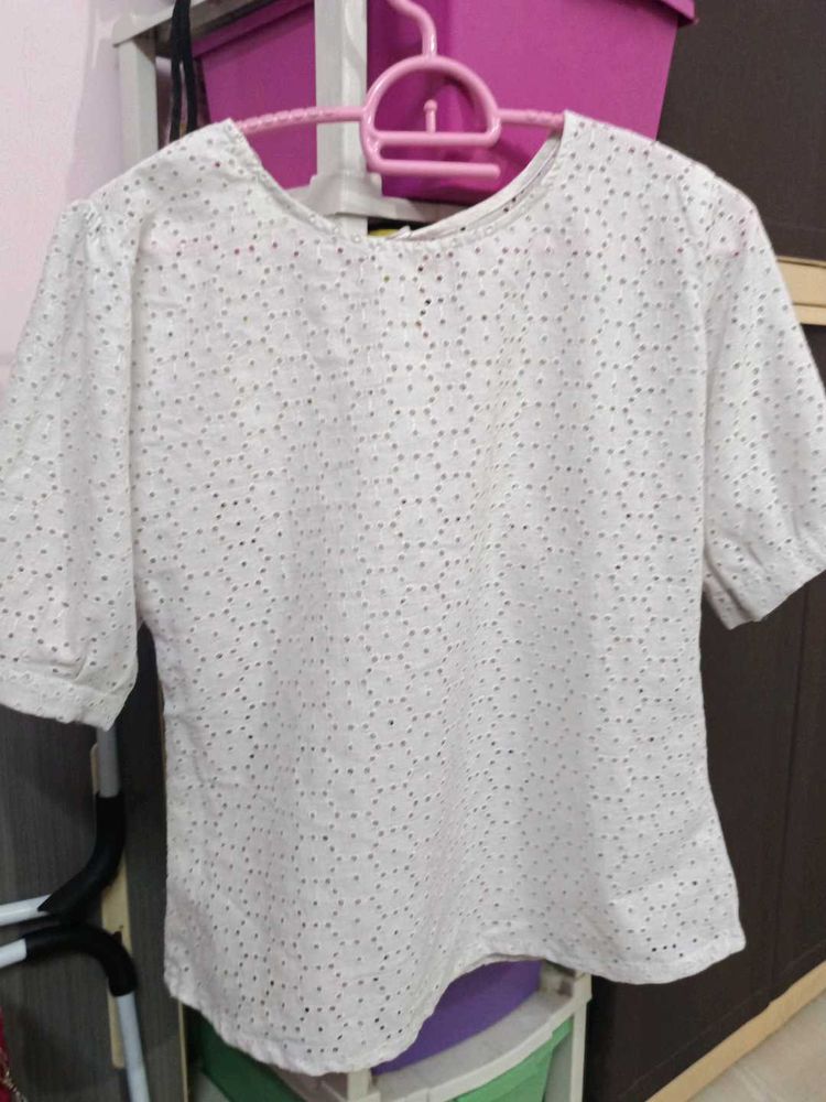 I Am Selling A Very Beautiful Top Which Is New