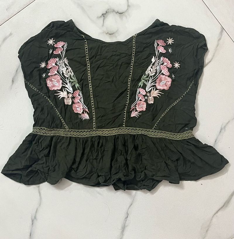 Westside Green Top