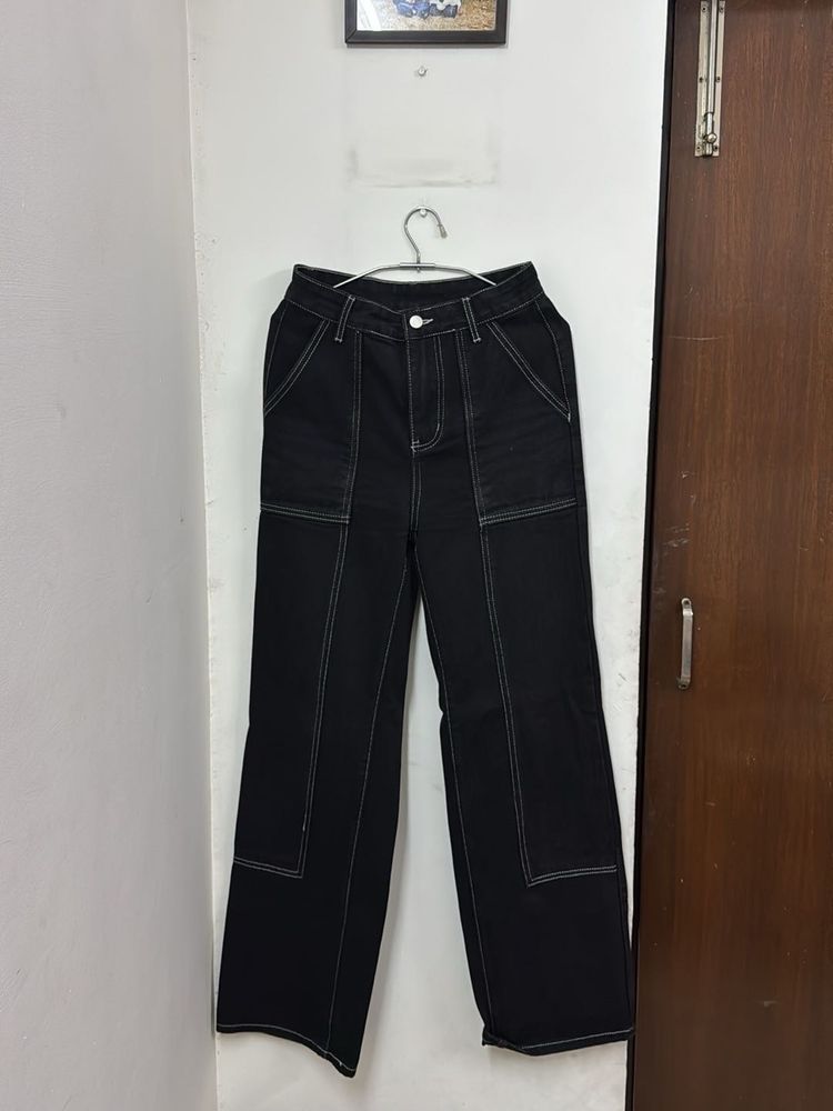 Black Wide-Leg Jeans