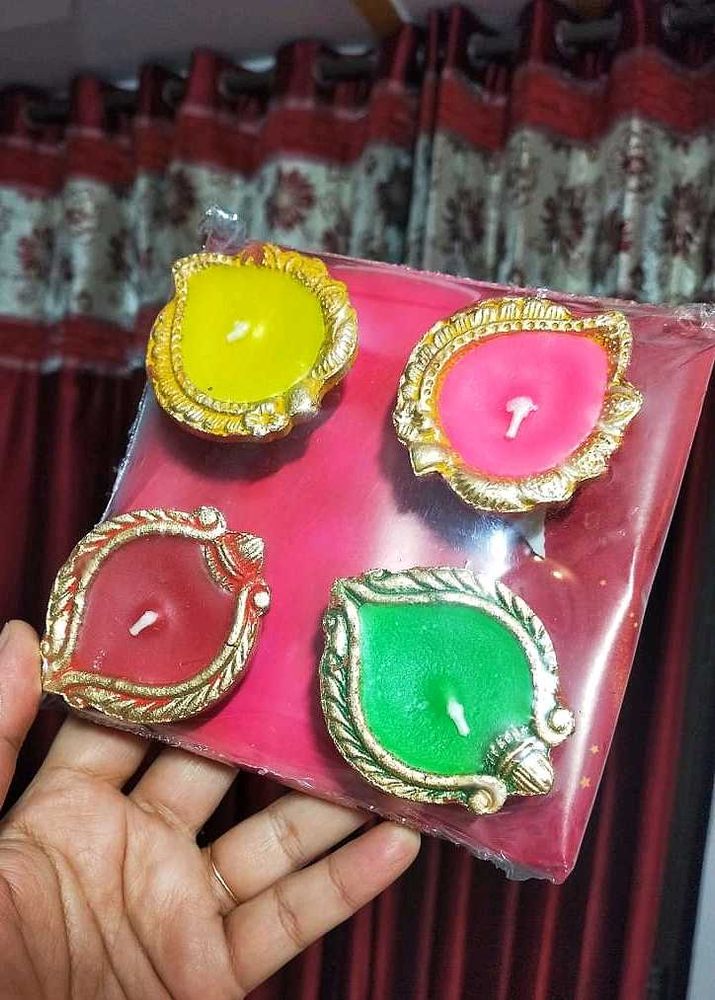 Decorative Candle Diya (Set of 4)