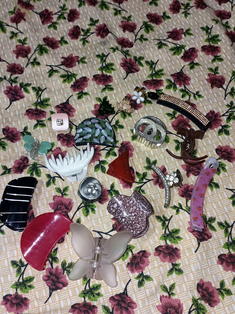 Hair Clutches Each 100