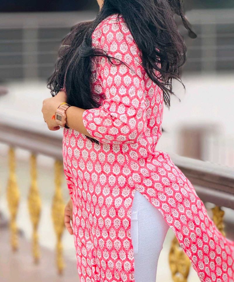 Elegant Pink Printed Kurta