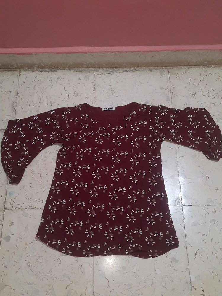 Size S, Soft Material With Bell Sleeves Top To Wea