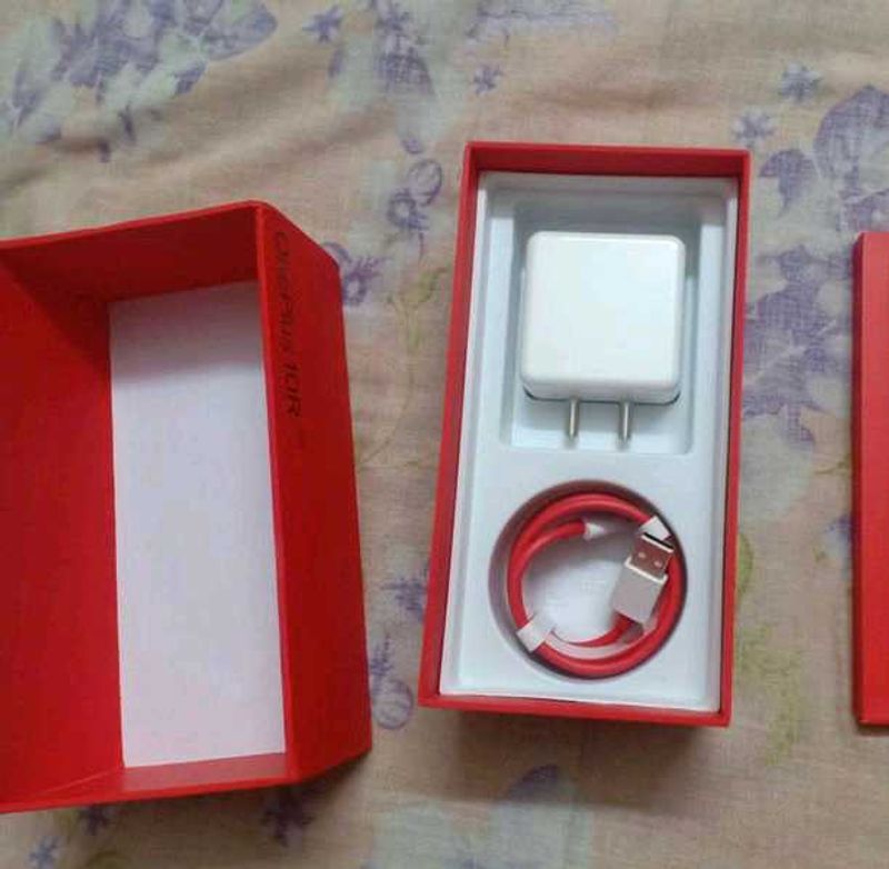 one plus orignal 65 watt charger my phone charge