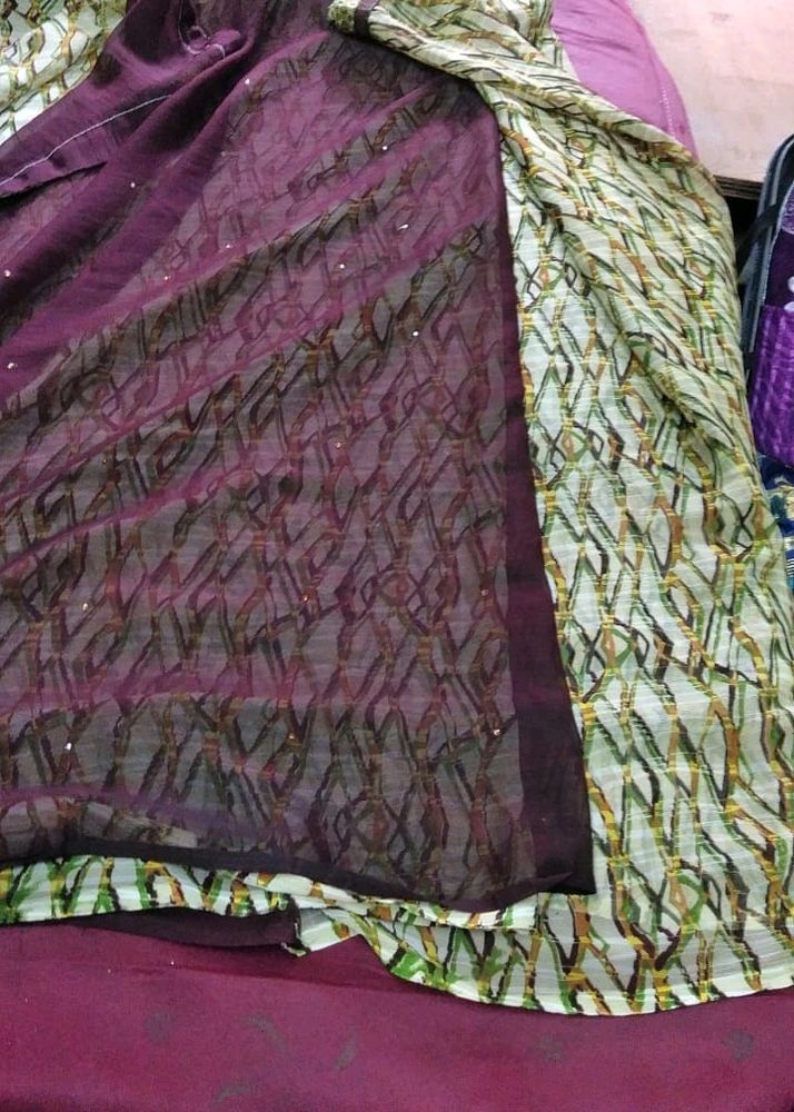 Elegant Printed Saree