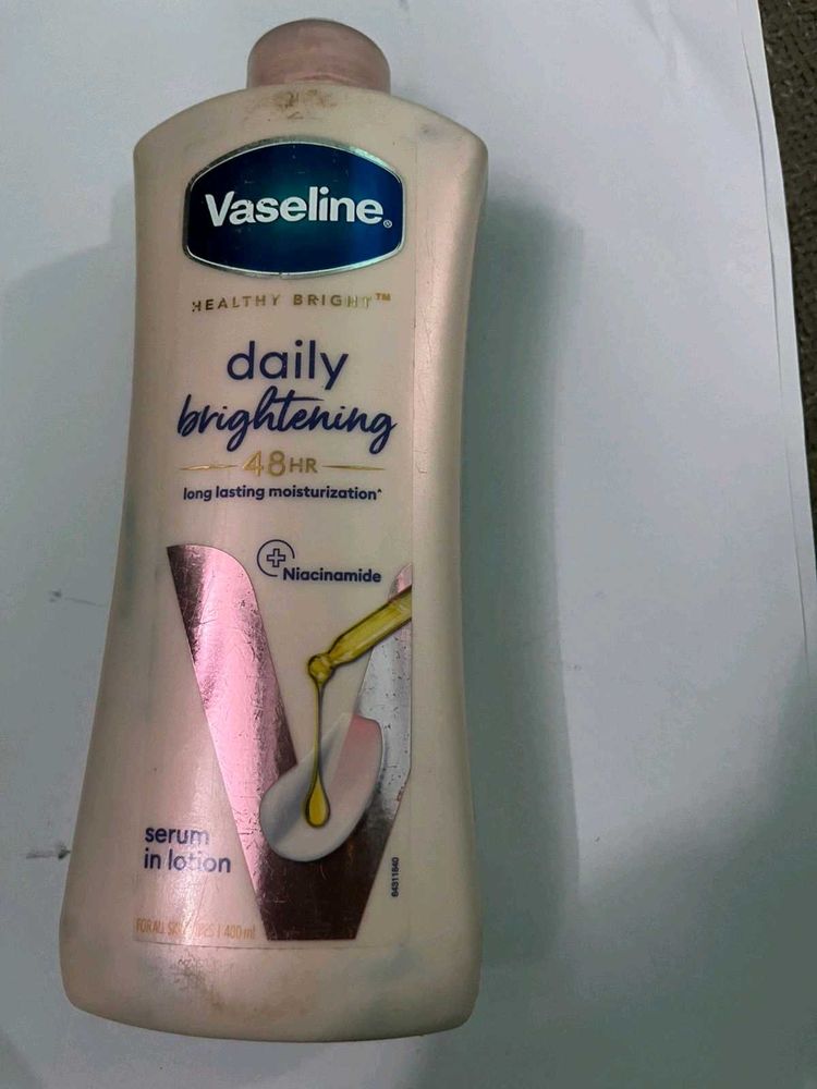 Vaseline Daily Brightening Lotion