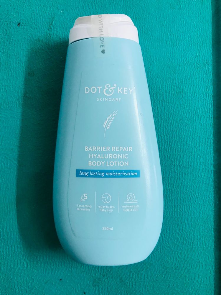 Dot And Key Hyaluronic Body Lotion