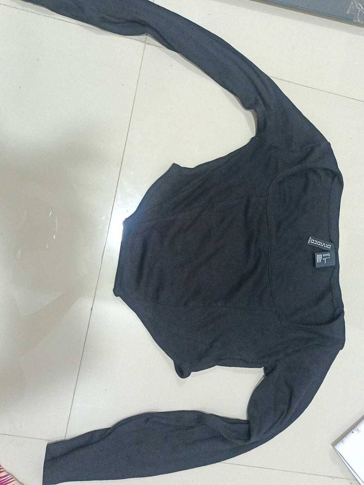 Black Crop Top