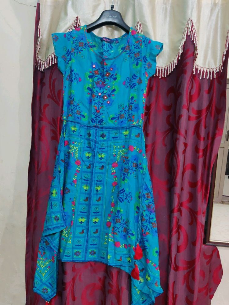 Beautiful Kurtha With Mirror Work