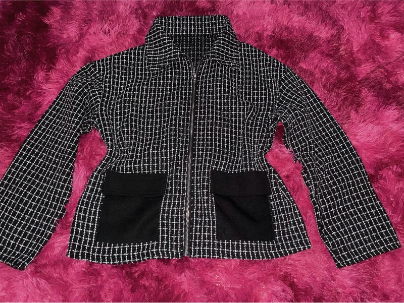 Stylish Plaid Jacket