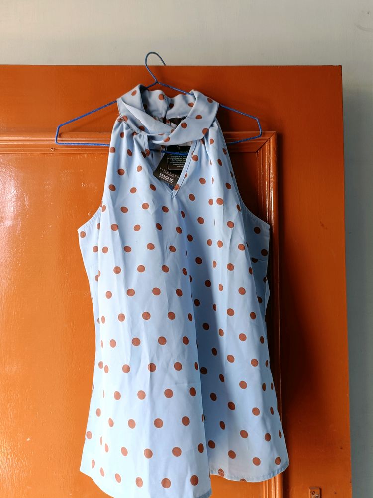 Max Halter Neck Top