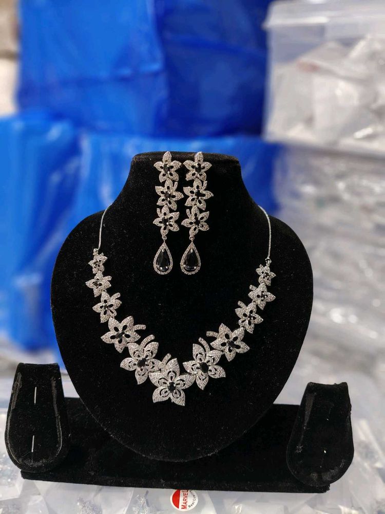 Modern Style American Diamond Jewellery Black