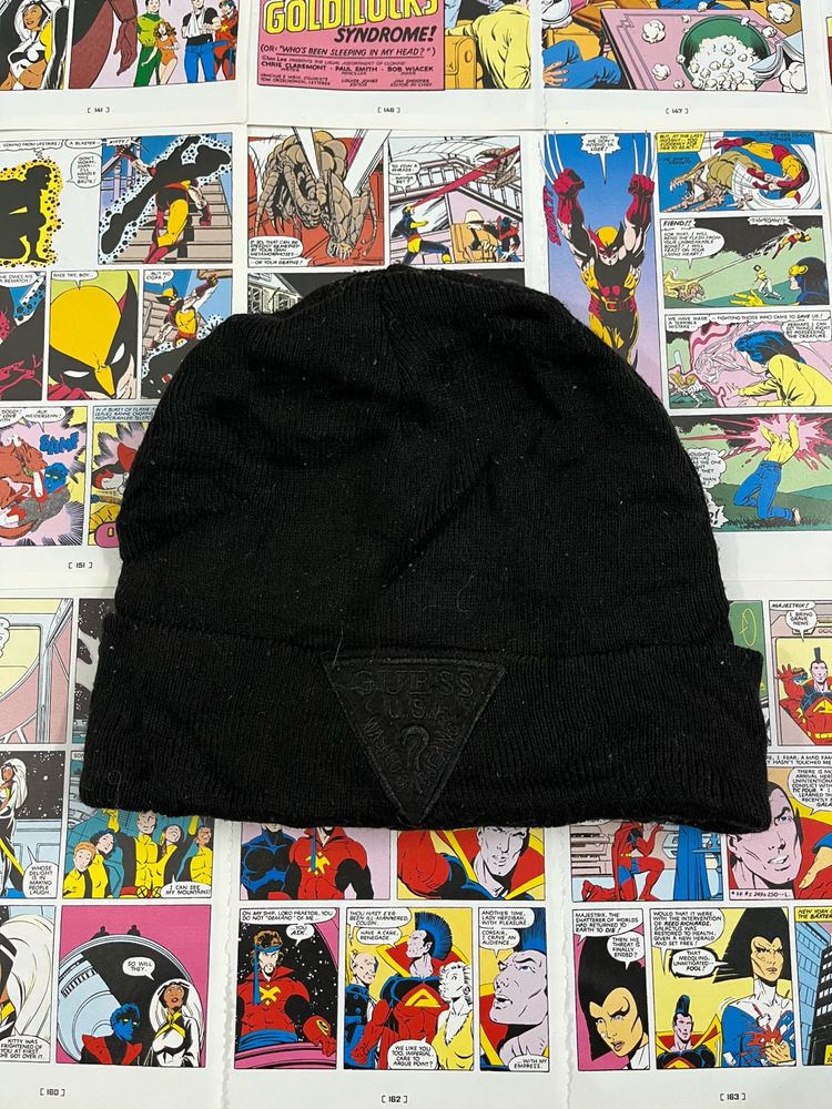 Guess Black Beanie