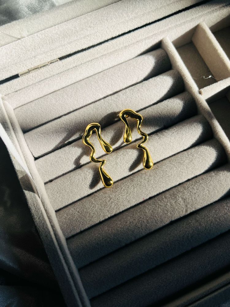 Pinteresty Earrings