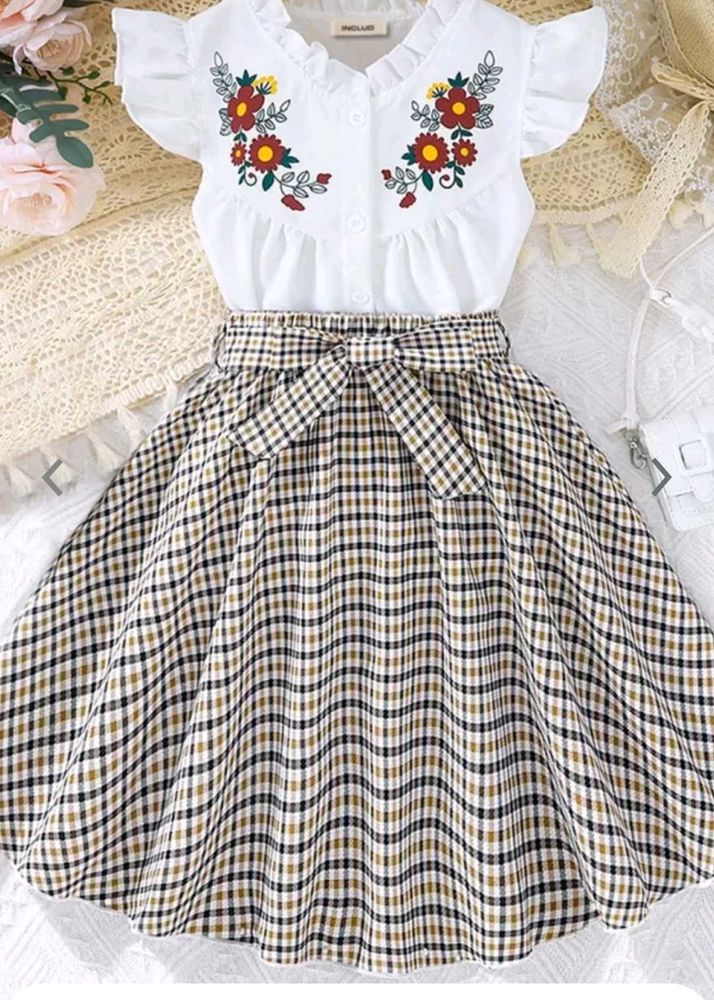 Girls Printed Shirt With Skirt